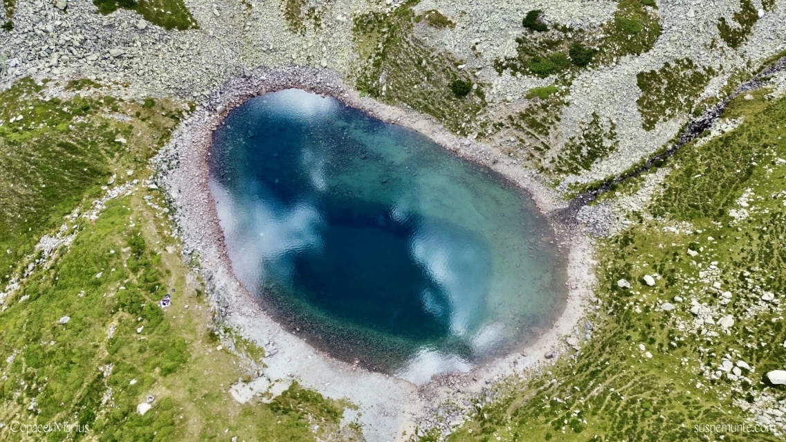 Cabana Voina - Valea Batrana - Jepi - Lacul Iezer (retur)